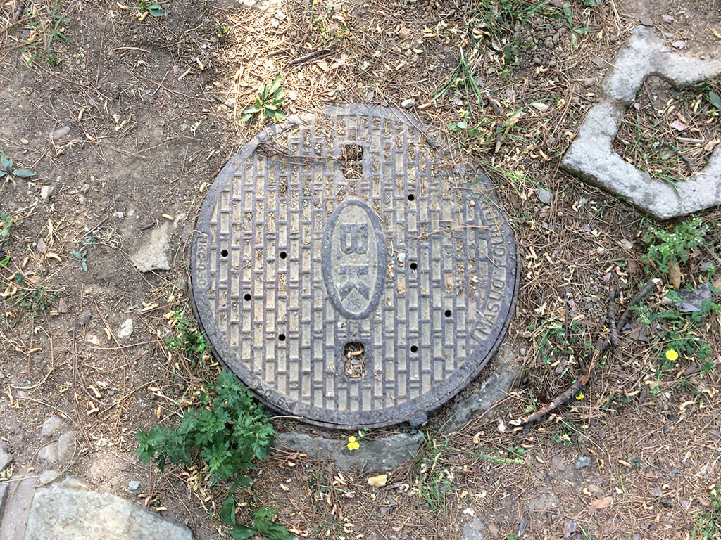 manhole cover